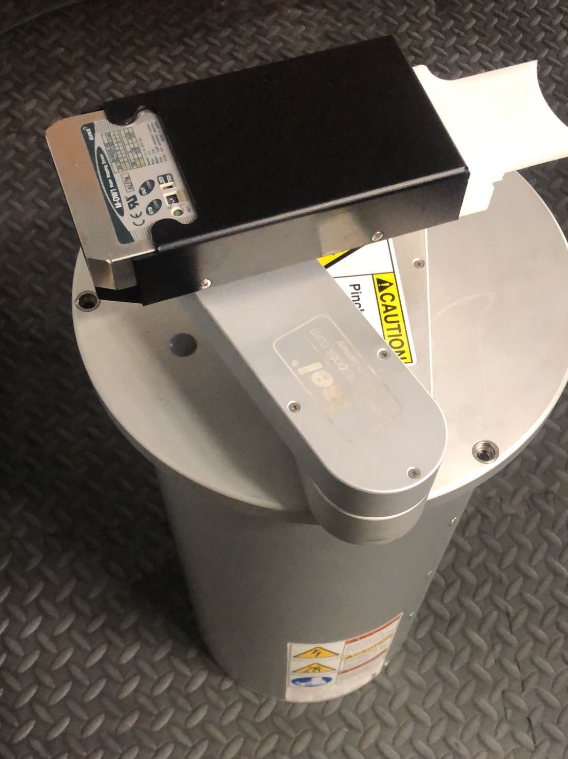 ISEL Wafer Handling Robot IWH-TA10S10F-1 - APEX Semiconductor