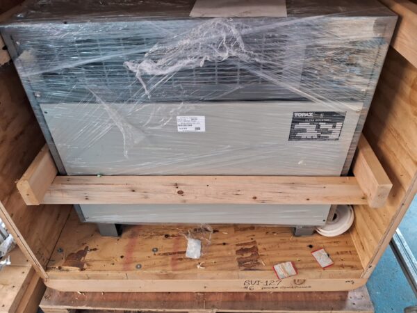 Topaz Square D Company Ultra Isolator 30kVA, 60 Hz, Insulation Class 240 A 97203-31 - Power Conditioner ASML US Inc Series 90-S Track I-Line B12+ - SN 84703-04